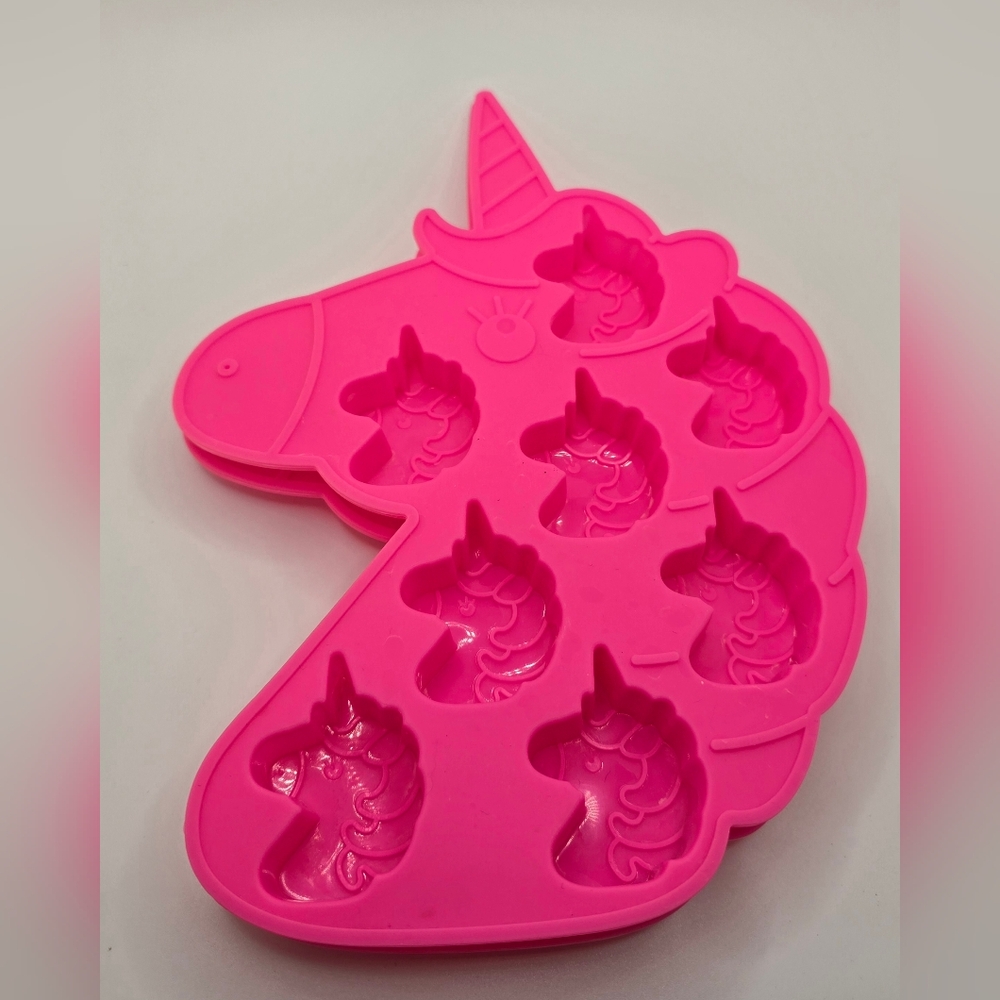 NWOT Pink Unicorn Shaped Ice Cube Trays Silicone Lot Of 2 - Picture 3 of 4